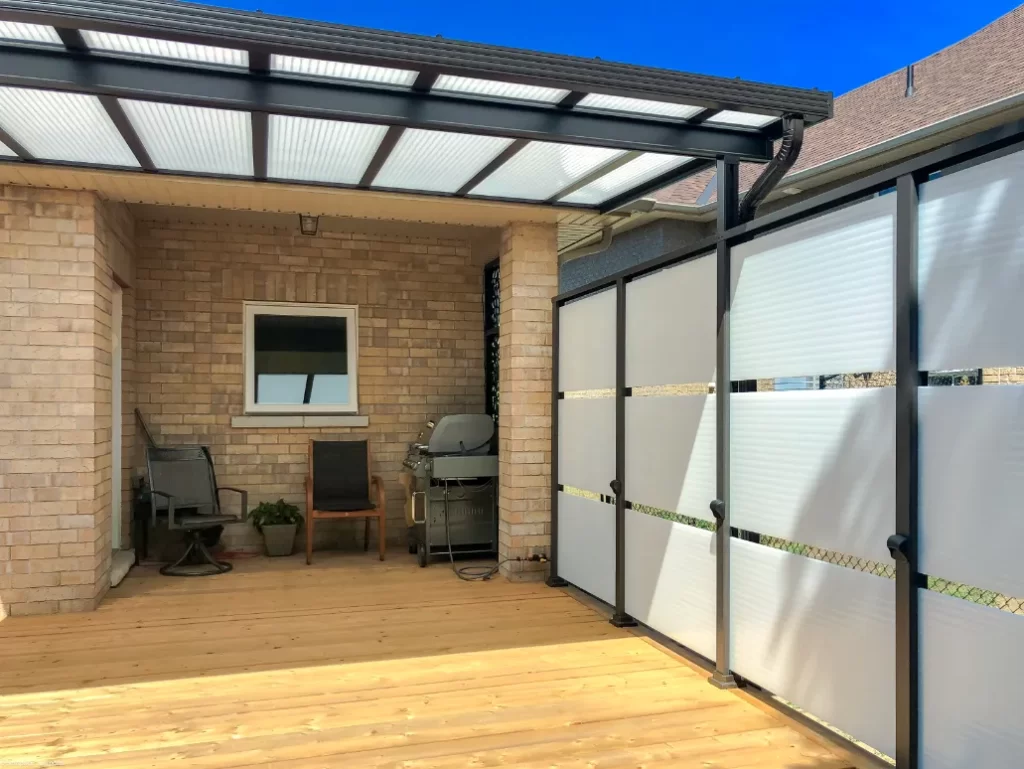 privacy-walls-sunspace-sunrise-sunrooms-016